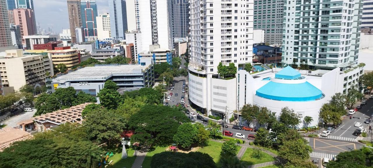 KL Executive Greenbelt  Manila Exterior foto